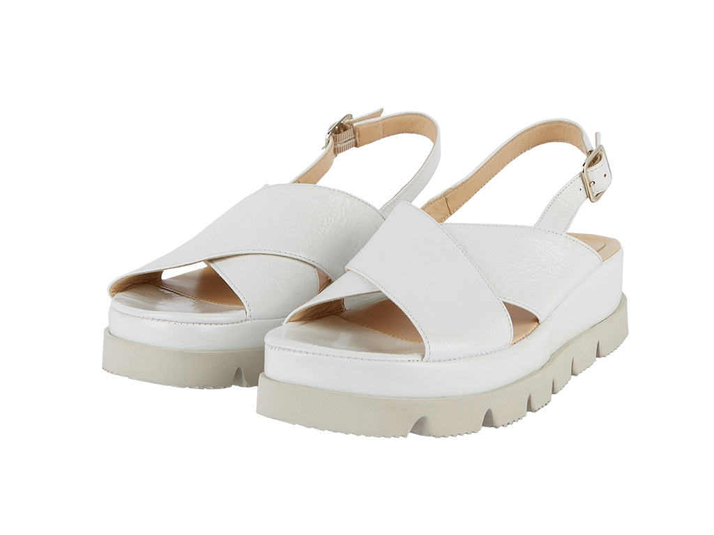 Sandal with criss-cross in white - brunate.com