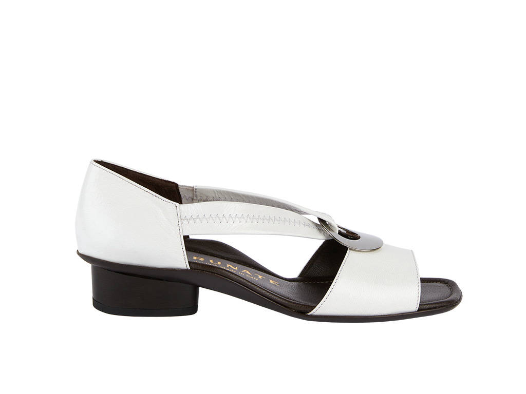 Ring Sandalette in wei em Lackleder Brunate Online Boutique